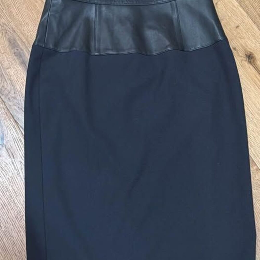 New with Tags! 2000s Burberry London Black Leather Tailored Pencil Skirt - Size
